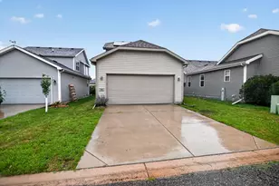705 Reflection Dr, Madison, WI 53593 - Photo 11