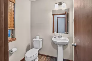 705 Reflection Dr, Madison, WI 53593 - Photo 27