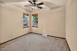 705 Reflection Dr, Madison, WI 53593 - Photo 35