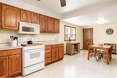 411 S Madison Street, Janesville, WI 53536 - Photo 17