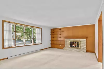 4402 Woods End Road, Madison, WI 53711 - Photo 5