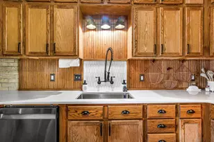 217 E Florence St, Cambria, WI 53923 - Photo 9