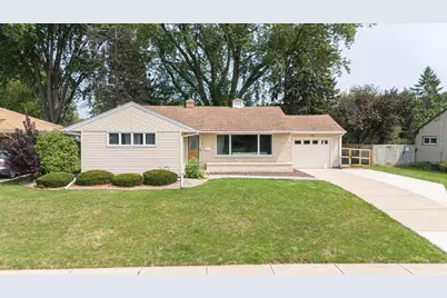 816 N Randall Avenue, Janesville, WI 53545 - Photo 1