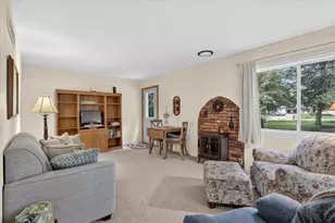 11901 W Brandherm Rd, Beloit, WI 53511 - Photo 9