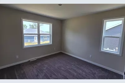 433 Gunderson Drive, Portage, WI 53901 - Photo 25