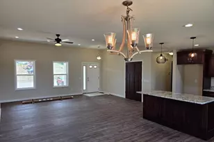 433 Gunderson Dr, Portage, WI 53901 - Photo 9