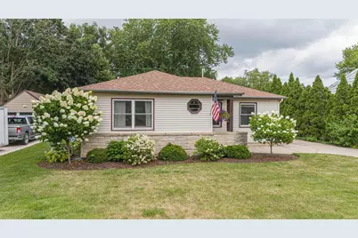 1309 Hawthorne Avenue, Janesville, WI 53545 - Photo 3
