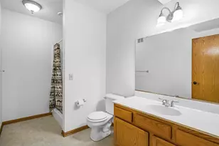 1505 Broadway St, Prairie Du Sac, WI 53578 - Photo 31