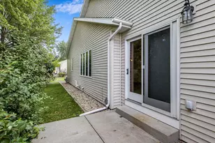 1505 Broadway St, Prairie Du Sac, WI 53578 - Photo 37
