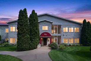1 Cherokee Cir, Madison, WI 53704 - Photo 3