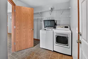 6107 Arrowpoint Way, Mcfarland, WI 53558 - Photo 25