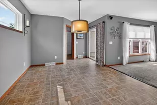6107 Arrowpoint Way, Mcfarland, WI 53558 - Photo 19
