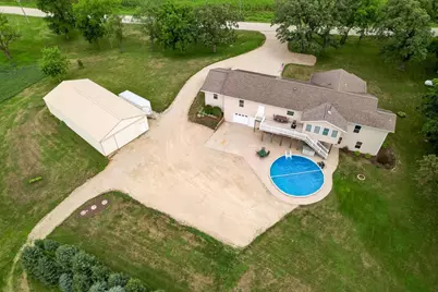 12843 W Beloit Newark Road, Beloit, WI 53511 - Photo 11