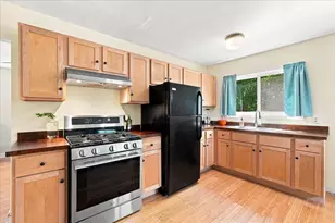 4997 W Clayton Rd, Fitchburg, WI 53711 - Photo 11