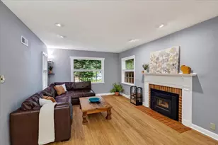 207 S Owen Dr, Madison, WI 53705 - Photo 5