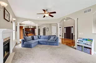 9409 Eagle Nest Ln, Madison, WI 53562 - Photo 11