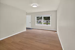 525 Berry St, Stoughton, WI 53589 - Photo 11