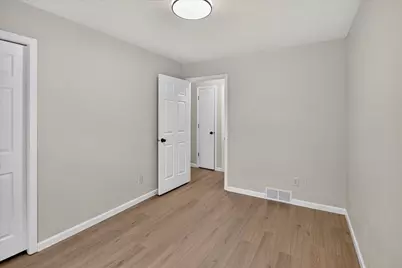 525 Berry Street, Stoughton, WI 53589 - Photo 25
