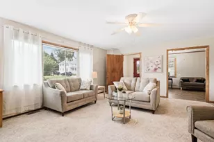 327 Water St, Lake Mills, WI 53551 - Photo 7
