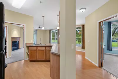 2581 Smiths Crossing #101, Madison, WI 53783 - Photo 7