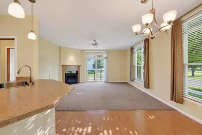 2581 Smiths Crossing #101, Madison, WI 53783 - Photo 13
