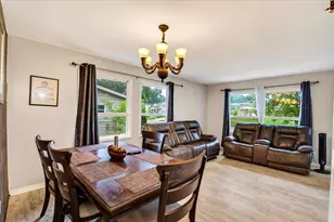 1909 Tennyson Ln, Madison, WI 53704 - Photo 7