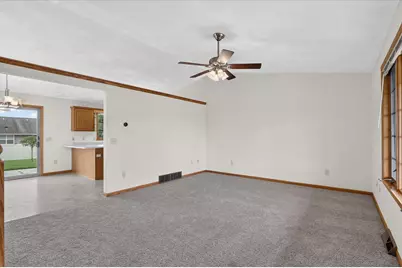 4330 E Rotamer Road, Janesville, WI 53546 - Photo 5