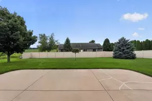 4330 E Rotamer Rd, Janesville, WI 53546 - Photo 49