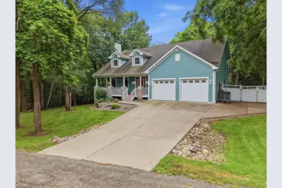 81 Indian Trail, Edgerton, WI 53534 - Photo 3