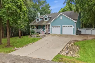 81 Indian Trail, Edgerton, WI 53534 - Photo 3