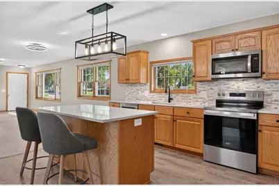 662 11th Street, Baraboo, WI 53913 - Photo 7