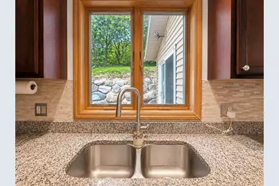 213 Yarrow Hill Drive, Cottage Grove, WI 53527 - Photo 7