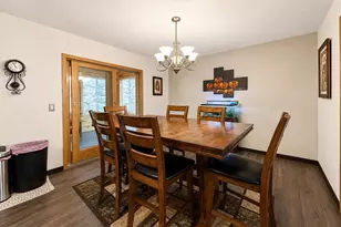 213 Yarrow Hill Dr, Cottage Grove, WI 53527 - Photo 11