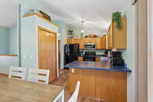 606 Garfield Ave, Janesville, WI 53536 - Photo 9