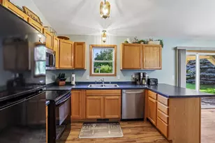606 Garfield Ave, Janesville, WI 53536 - Photo 11
