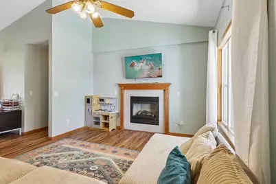 606 Garfield Avenue, Janesville, WI 53536 - Photo 3