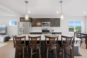 303 Breunig Blvd, Waunakee, WI 53597 - Photo 11