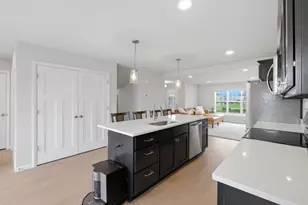 303 Breunig Blvd, Waunakee, WI 53597 - Photo 13