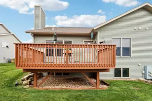 113 Jennifer Cir, Mount Horeb, WI 53572 - Photo 9