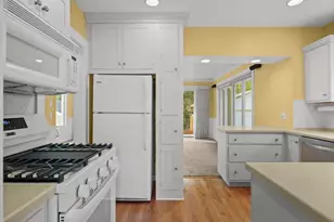 1829 Rowley Ave, Madison, WI 53726 - Photo 27