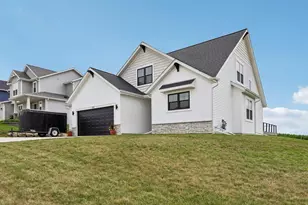 201 Trl Vw Ln, Lake Mills, WI 53551 - Photo 3