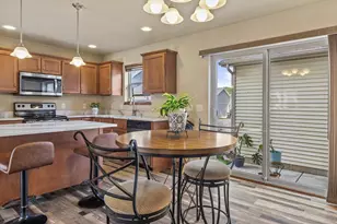 209 Shady Leaf Rd, Madison, WI 53718 - Photo 15