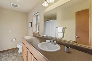 209 Shady Leaf Rd, Madison, WI 53718 - Photo 27