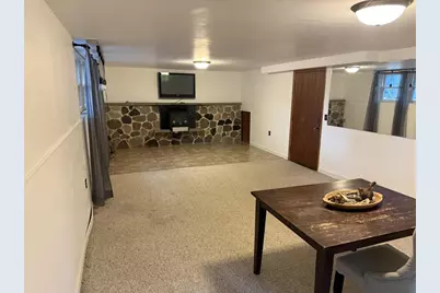 908 Roby Road, Stoughton, WI 53589 - Photo 15