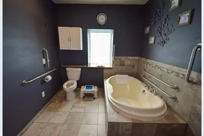 1201 S Beaumont Road, Prairie Du Chien, WI 53821 - Photo 35