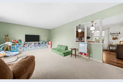 419 Coburn Street, Delavan, WI 53115 - Photo 7