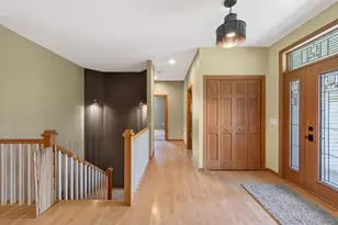 1825 Bringold Dr, Verona, WI 53593 - Photo 7