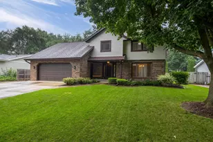 101 Coach House Dr, Madison, WI 53714 - Photo 1