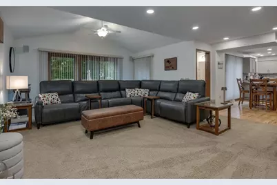 101 Coach House Drive, Madison, WI 53714 - Photo 17