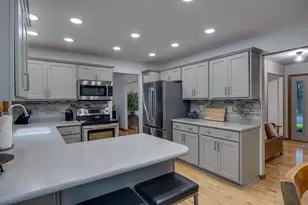 101 Coach House Dr, Madison, WI 53714 - Photo 11